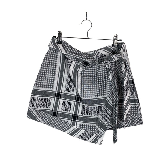 Guess black and white patterned skirt - Picture 1 of 7